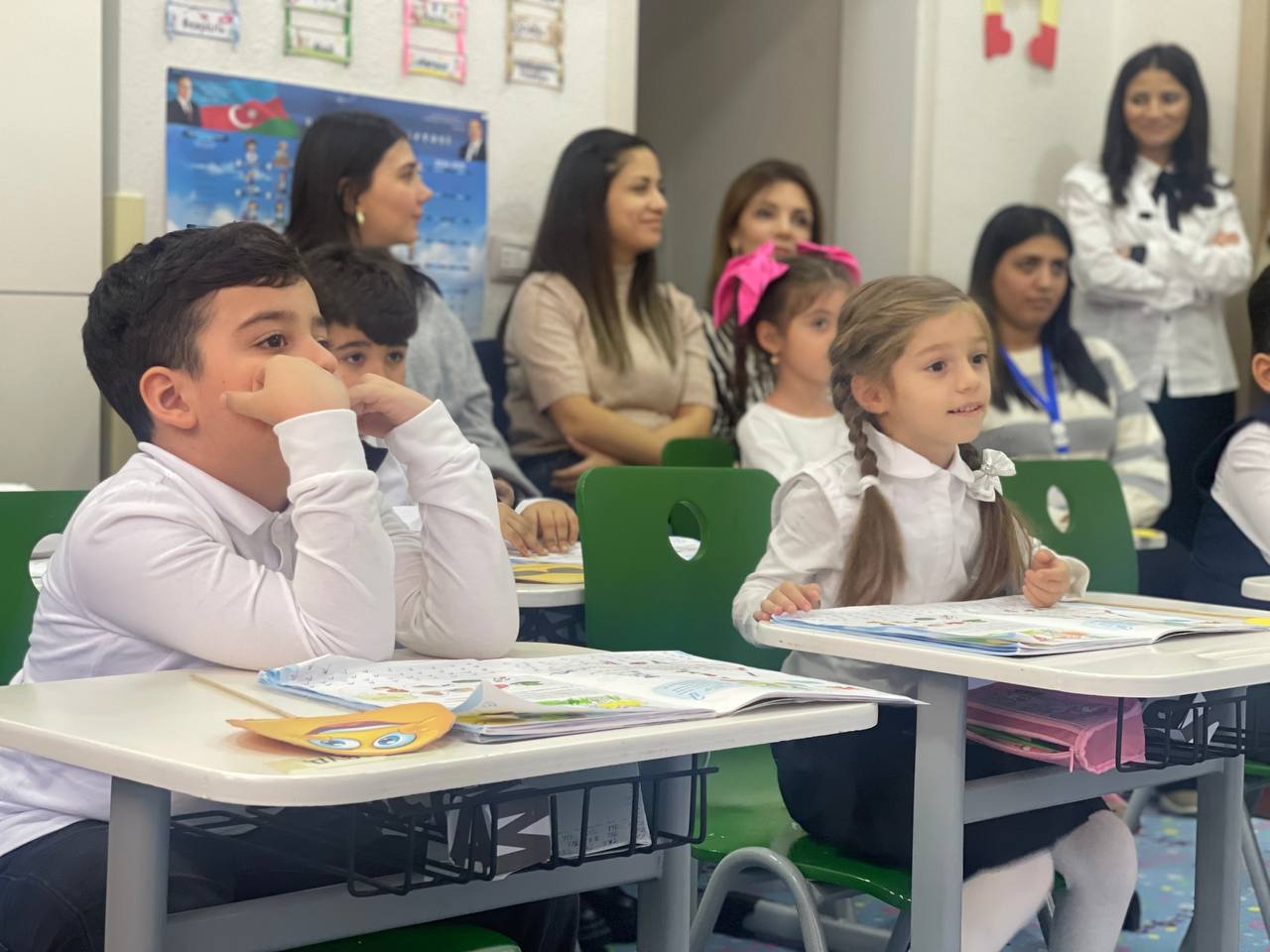 Azadlıq korpusunda məktəbəqədər hazırlıq təhsil qruplarında birinci yarımil üzrə açıq dərs keçirildi.