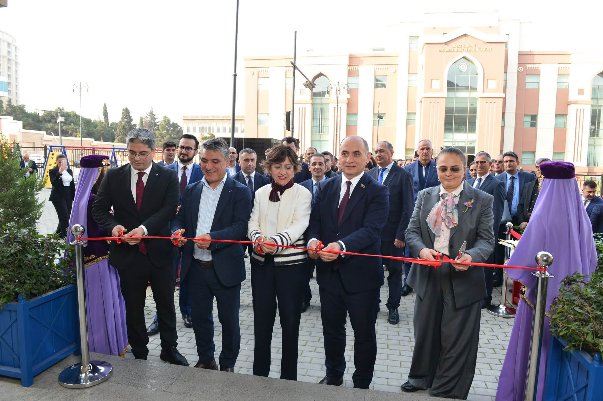 Badamdarda Hədəf Stars International kampusunun açılışı keçirilib