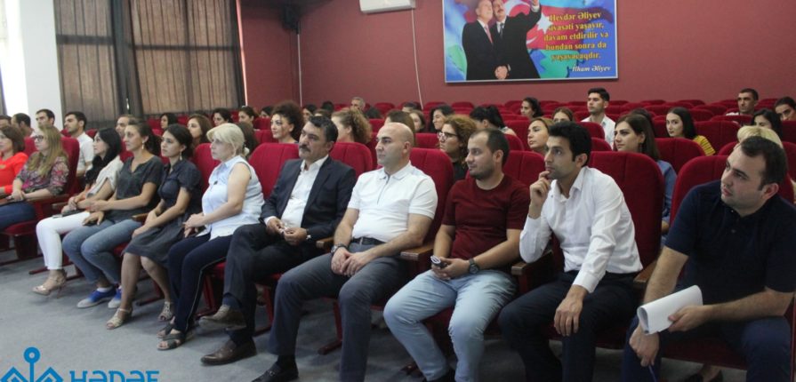 Bu gün Hədəf STEM Liseyində növbəti pedaqoji şura keçirildi.