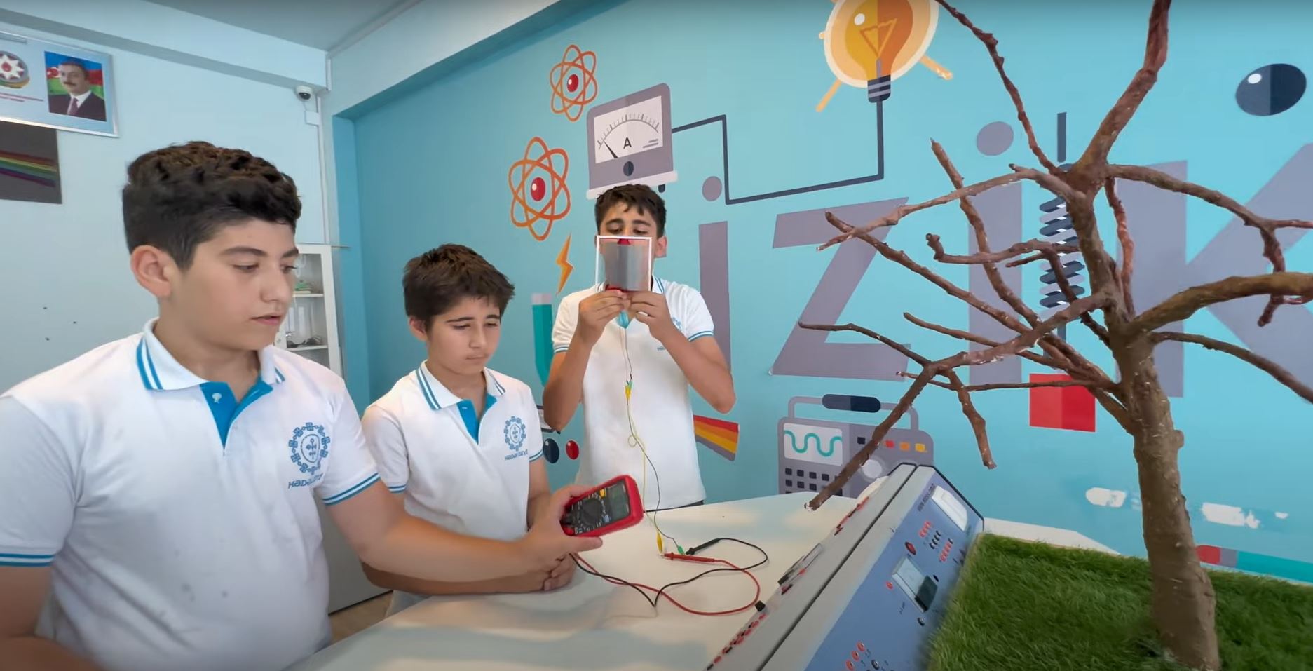 İyun ayında Yaşıl dünya naminə həmrəylik ilinə həsr olunmuş “Ecothon 2024” müsabiqəsi keçirilib.